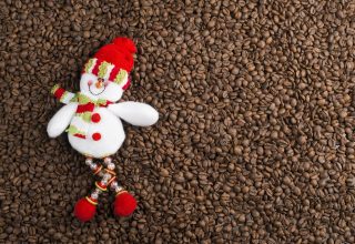 Christmas New Year Snowman Coffee 5k Wallpaper